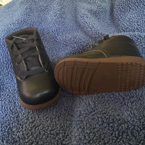 Odd things sale, baby shoes, doll shoes, material,tapestry’s,patterns. - Picture 8 of 15